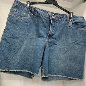 Women size 22w jean shorts
